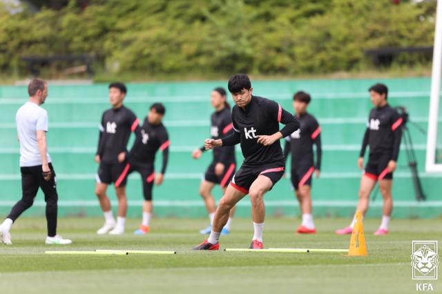 九游会登录入口-深度揭秘金玟哉转会迷局：奥运大限逼迫1周内决策？